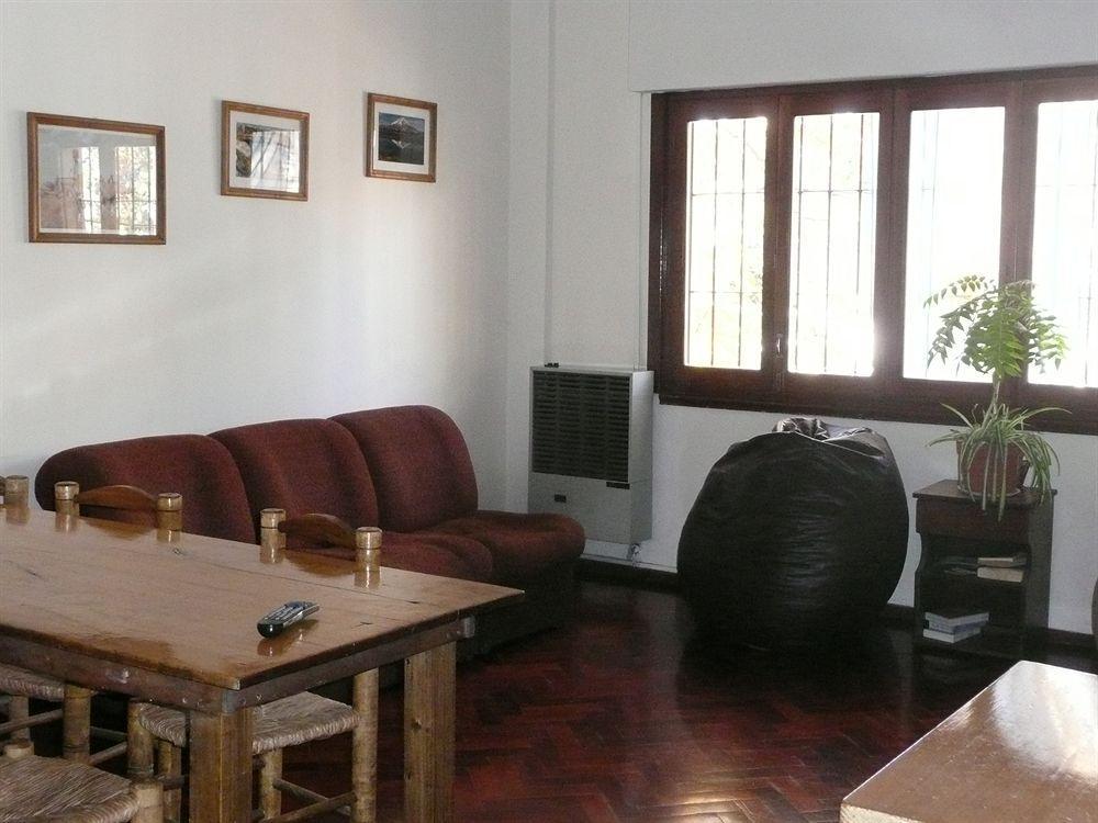Hostal Confluencia Мендоса Екстериор снимка