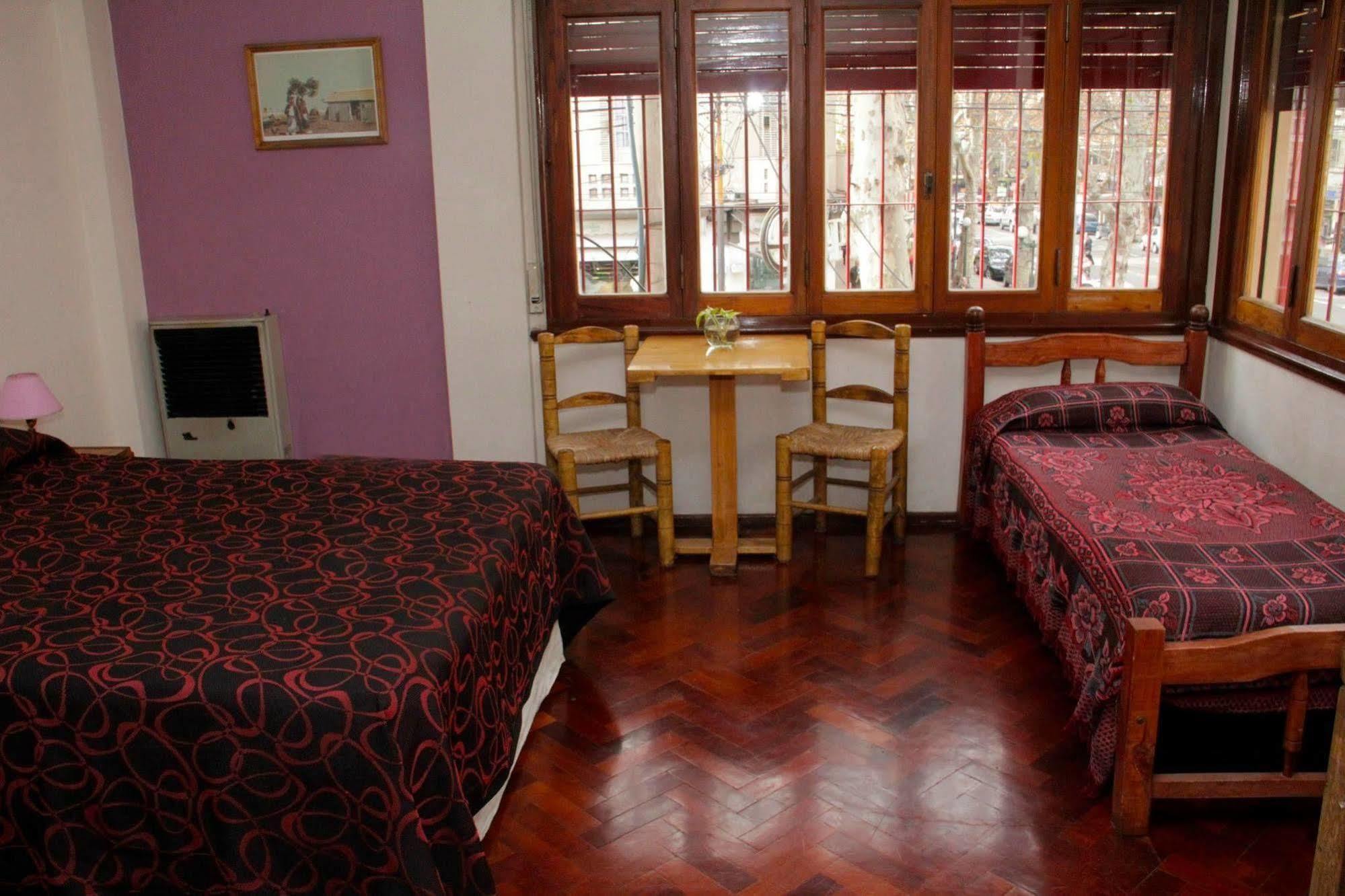 Hostal Confluencia Мендоса Екстериор снимка