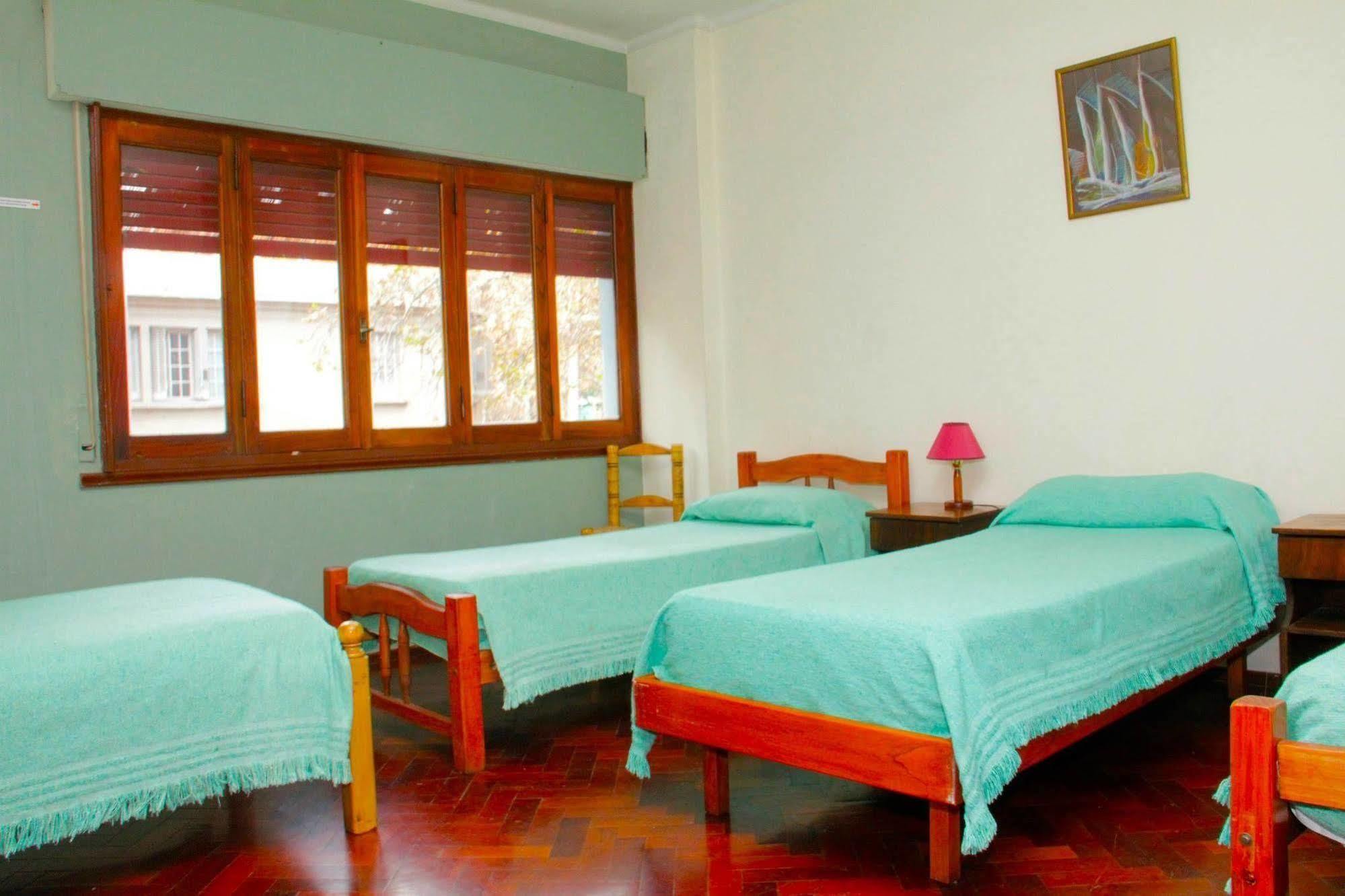 Hostal Confluencia Мендоса Екстериор снимка