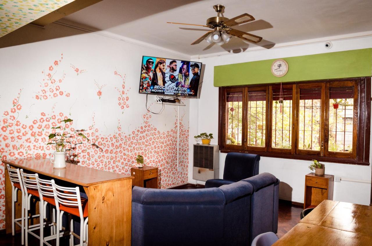 Hostal Confluencia Мендоса Екстериор снимка