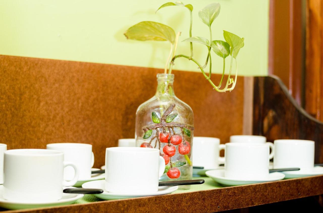 Hostal Confluencia Мендоса Екстериор снимка